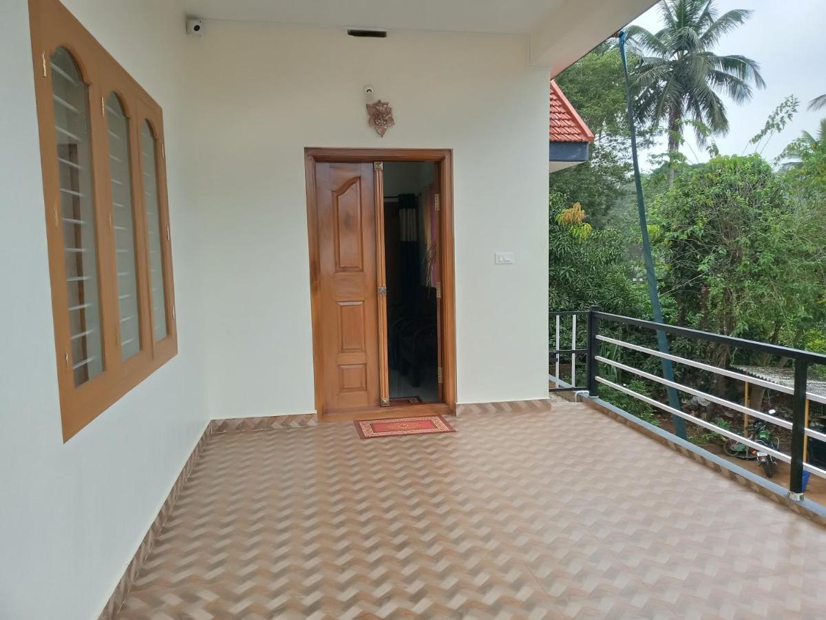 Krishna Kuteera Siddāpur Exterior foto